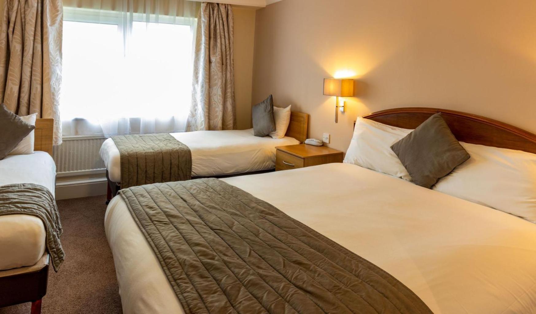 Britannia Leeds Bradford Airport Hotel Bramhope Buitenkant foto