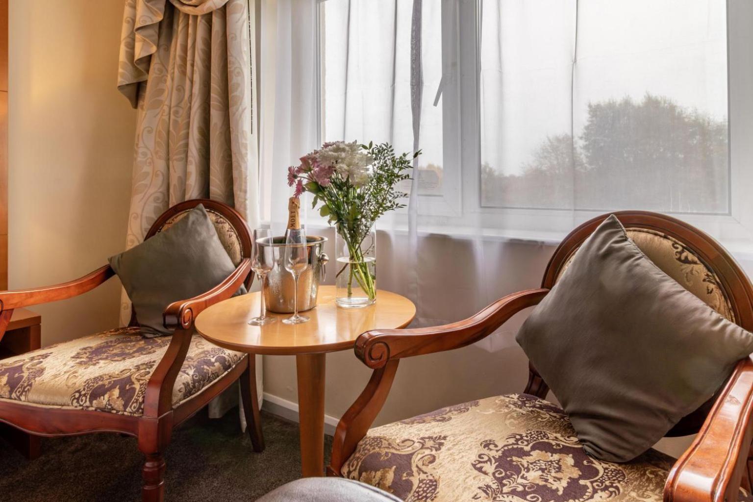 Britannia Leeds Bradford Airport Hotel Bramhope Buitenkant foto