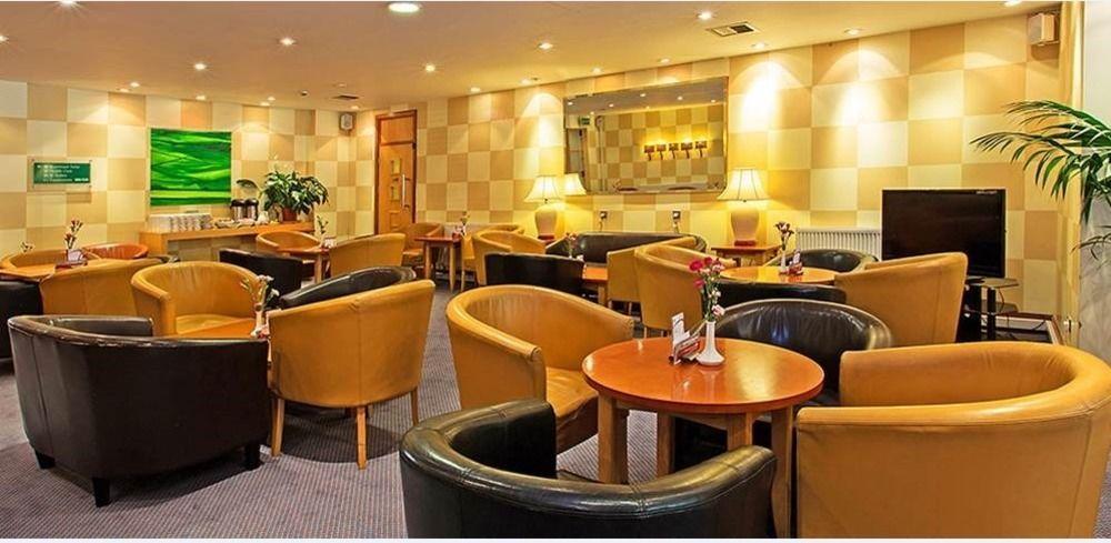 Britannia Leeds Bradford Airport Hotel Bramhope Buitenkant foto